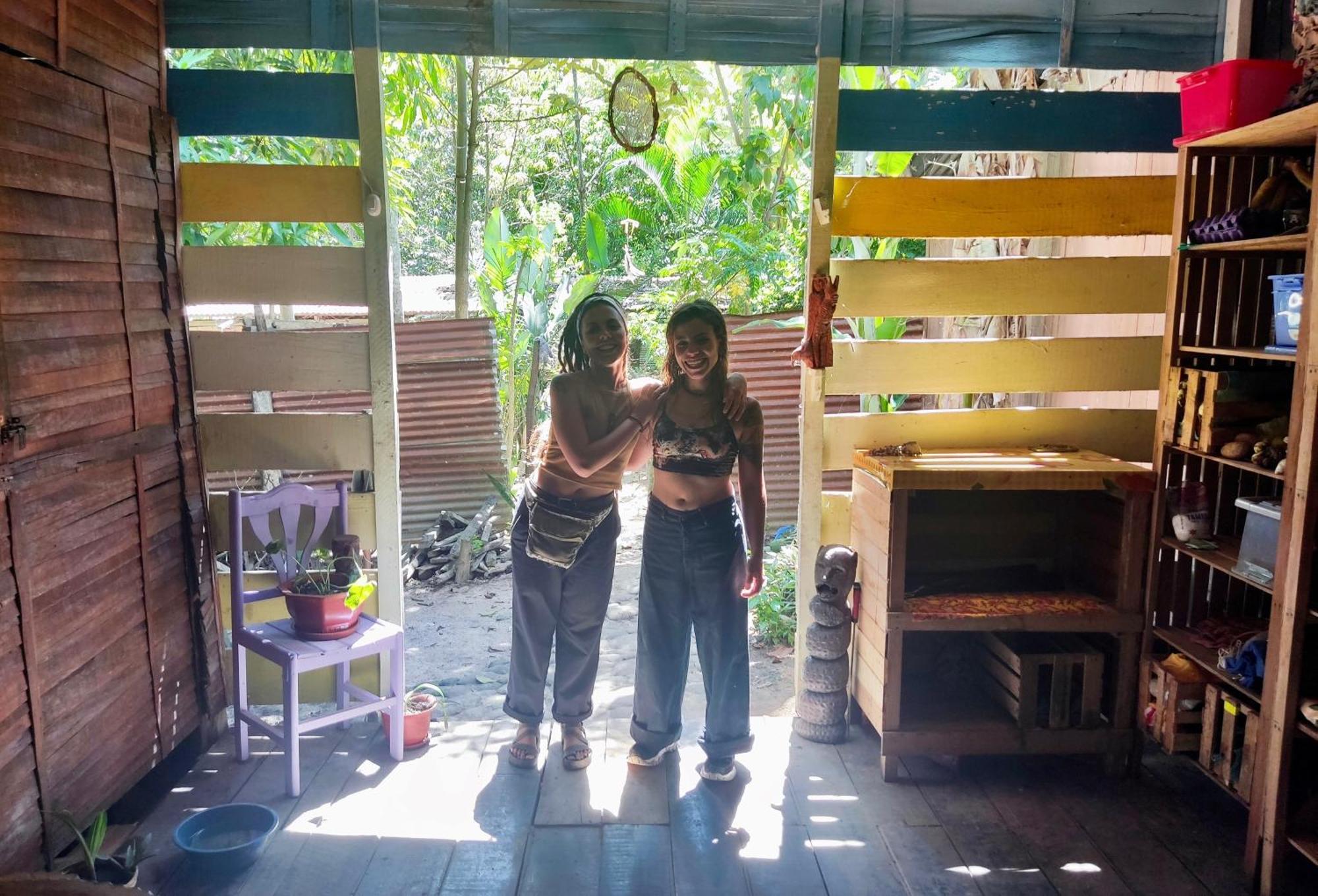Hotel Aya Ni Pucallpa Esterno foto