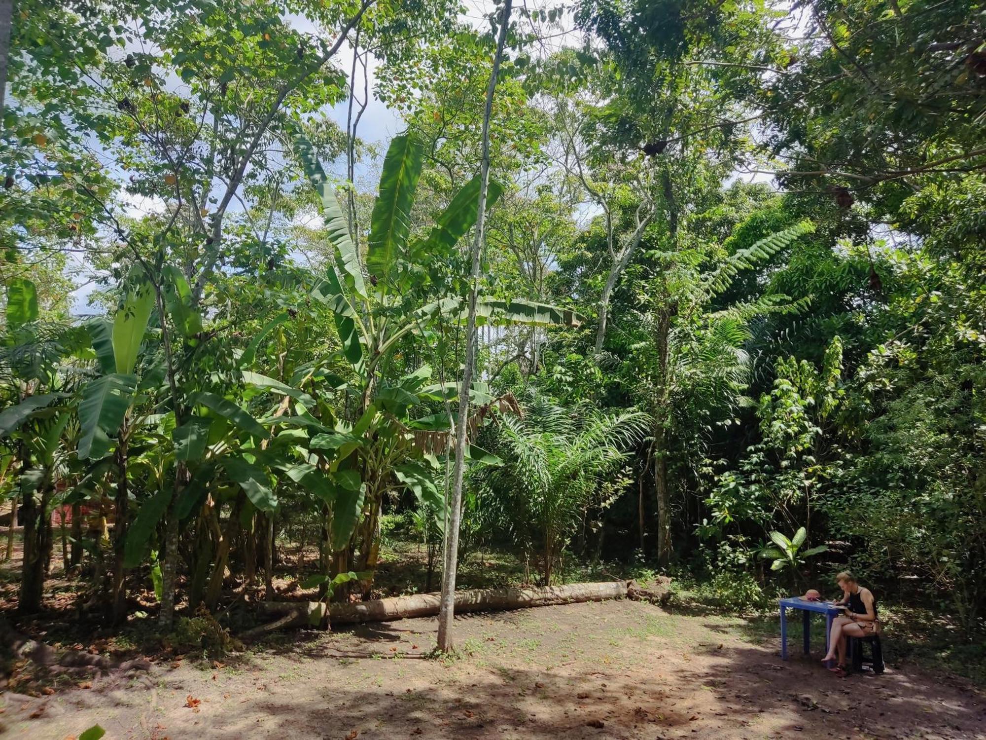 Hotel Aya Ni Pucallpa Esterno foto